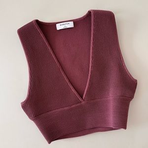 Aritzia Babaton Sculpt Knit Deep V Tank